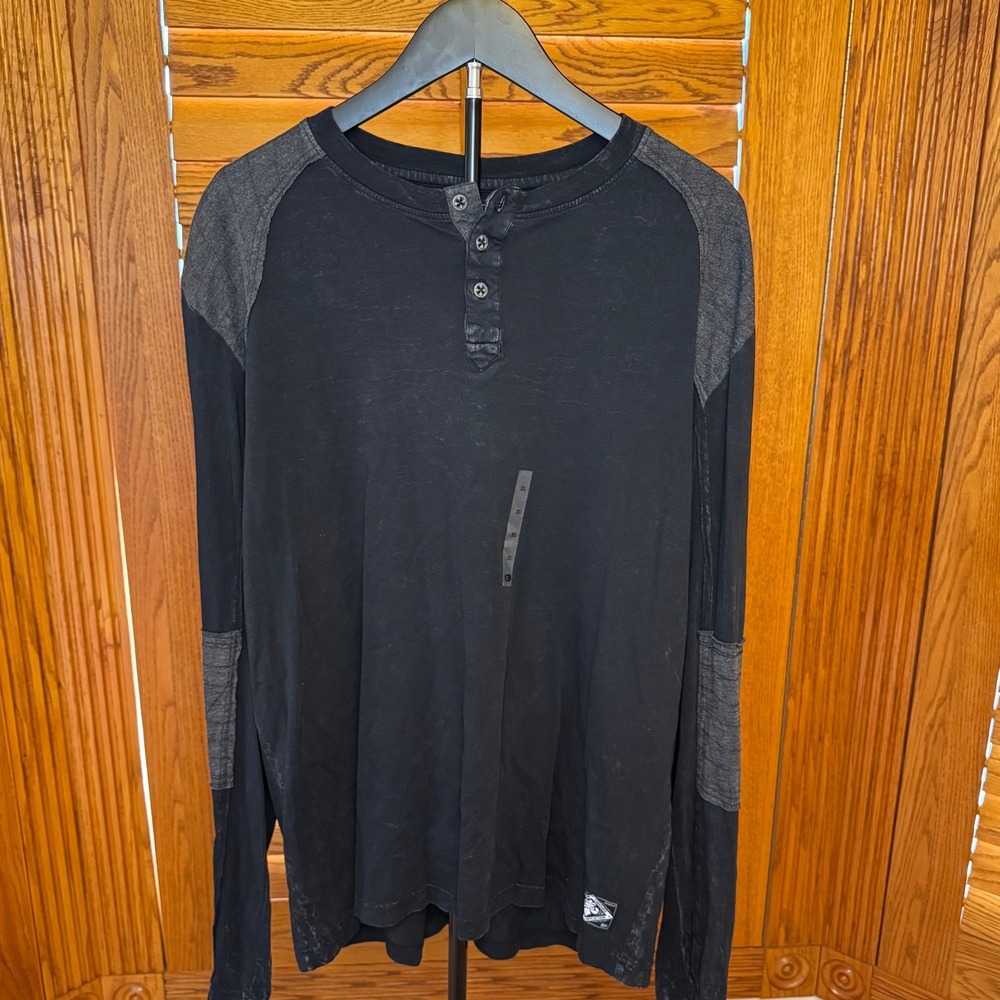 Y2K Affliction Standard Division Mcbling Mens XL Black Grey Long Sleeve Henley
